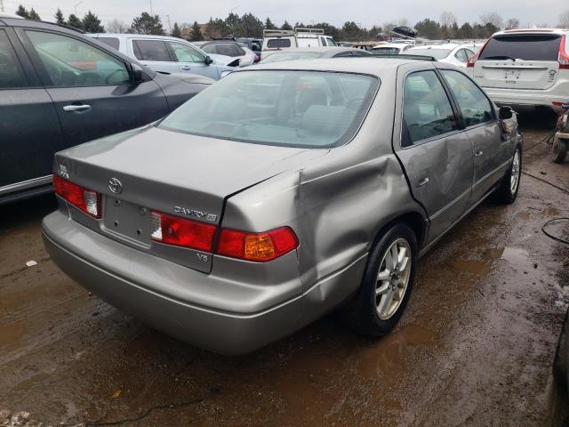 Photo 3 VIN: 4T1BF28K5YU101124 - TOYOTA CAMRY LE 