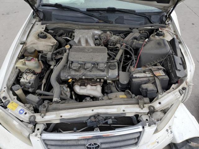 Photo 10 VIN: 4T1BF28K5YU953893 - TOYOTA CAMRY LE 