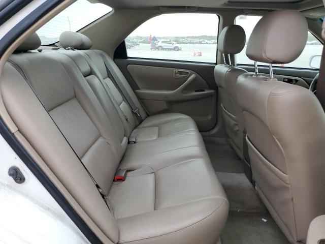 Photo 9 VIN: 4T1BF28K5YU953893 - TOYOTA CAMRY LE 