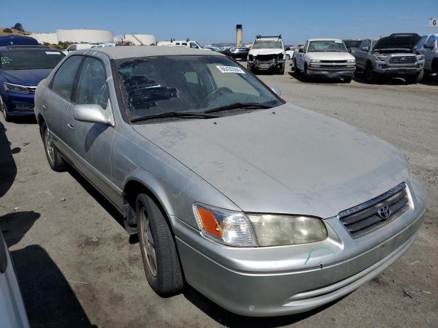 Photo 3 VIN: 4T1BF28K61U969381 - TOYOTA CAMRY LE 