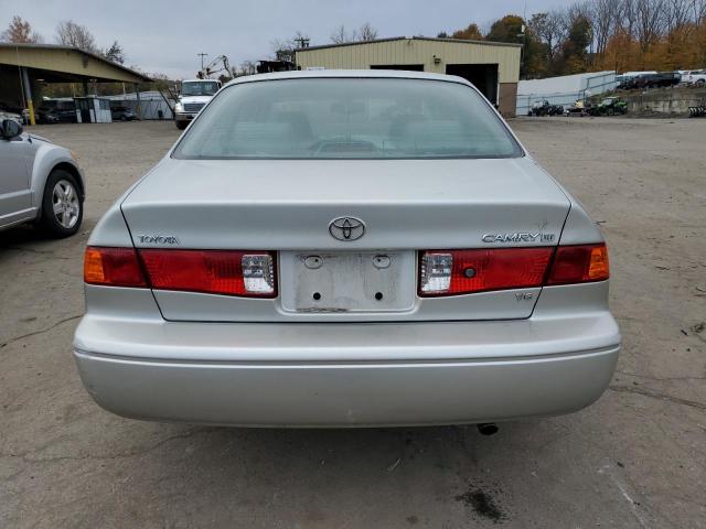 Photo 5 VIN: 4T1BF28K8YU106561 - TOYOTA CAMRY 