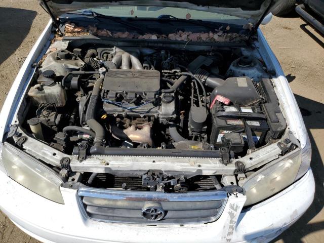 Photo 10 VIN: 4T1BF28K9YU090922 - TOYOTA CAMRY LE 