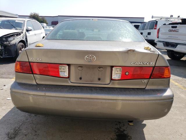 Photo 5 VIN: 4T1BF28K9YU092380 - TOYOTA CAMRY LE 