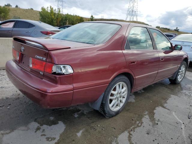 Photo 2 VIN: 4T1BF28KXYU953985 - TOYOTA CAMRY 