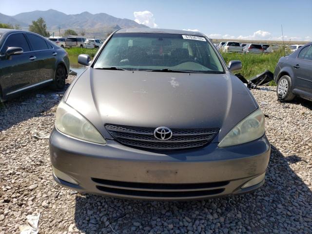 Photo 4 VIN: 4T1BF30K03U565240 - TOYOTA CAMRY LE 