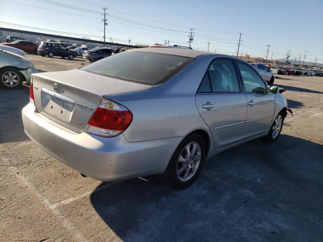 Photo 2 VIN: 4T1BF30K05U105871 - TOYOTA CAMRY LE 