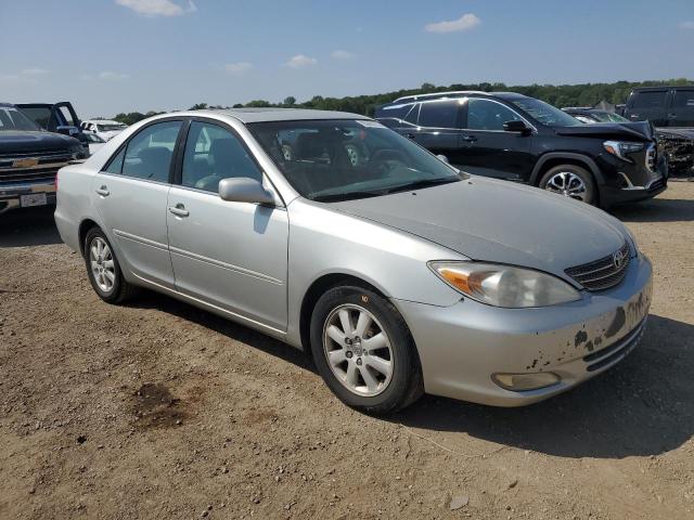 Photo 3 VIN: 4T1BF30K12U530141 - TOYOTA CAMRY LE 