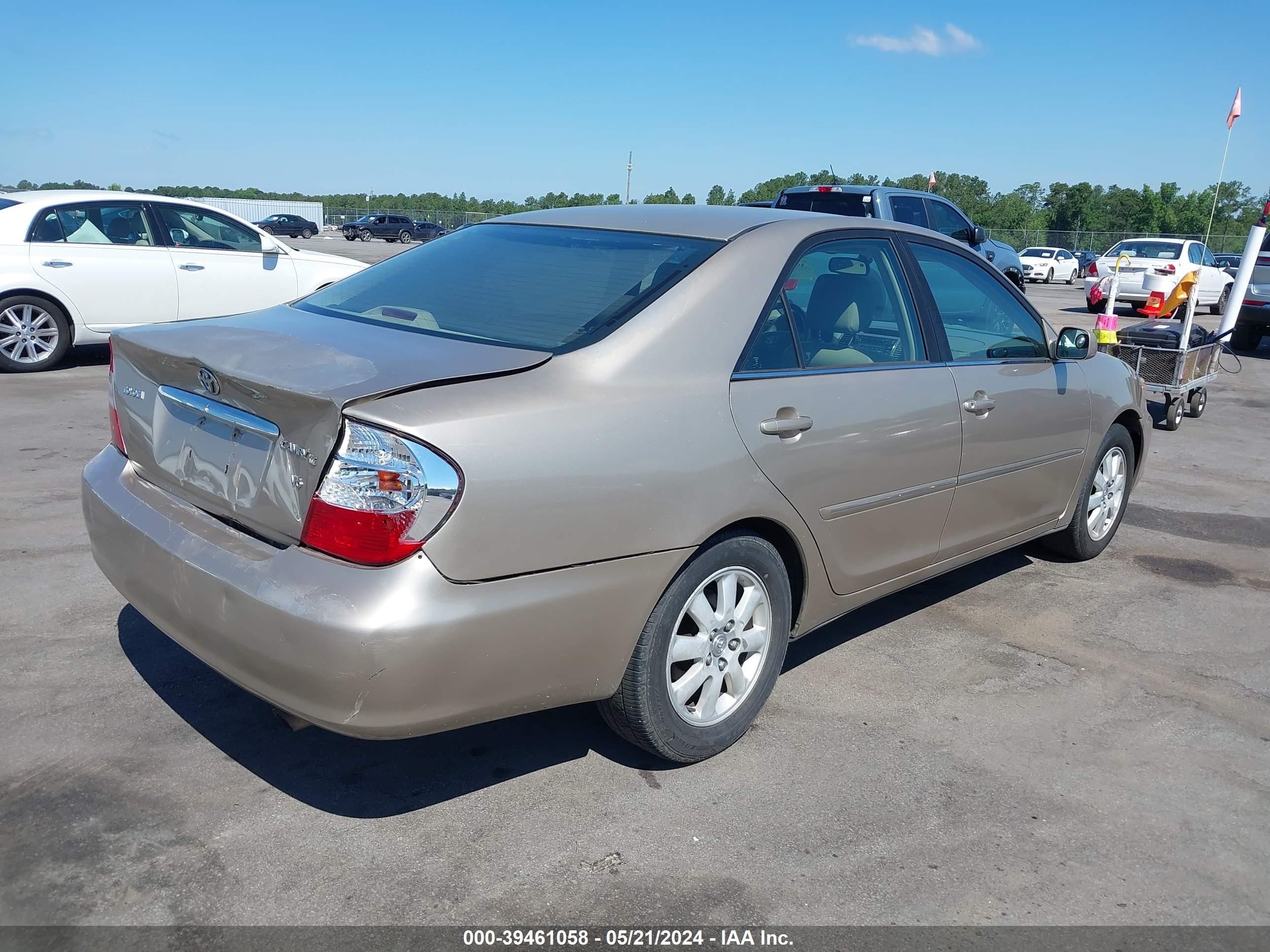 Photo 3 VIN: 4T1BF30K12U541110 - TOYOTA CAMRY 