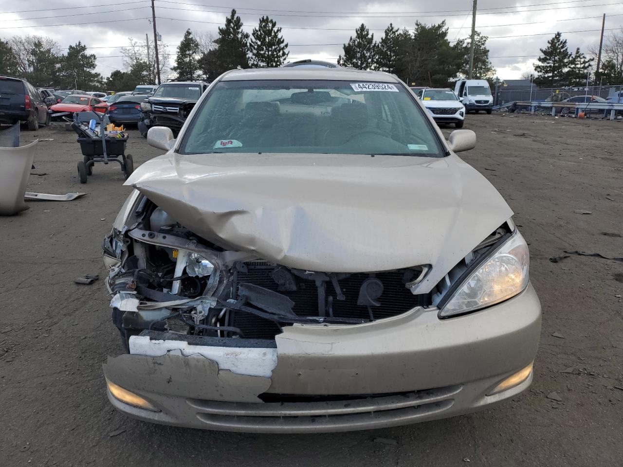 Photo 4 VIN: 4T1BF30K14U571307 - TOYOTA CAMRY 