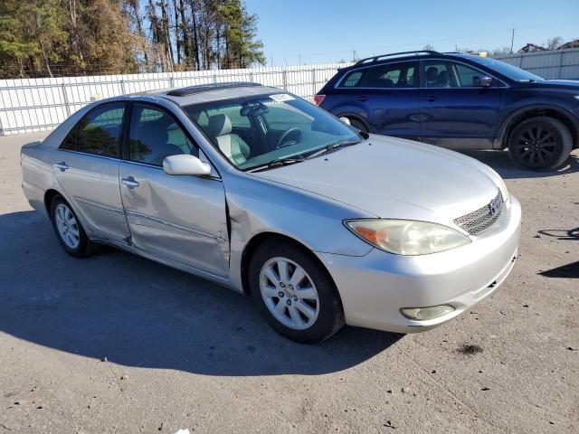 Photo 3 VIN: 4T1BF30K14U576779 - TOYOTA CAMRY 