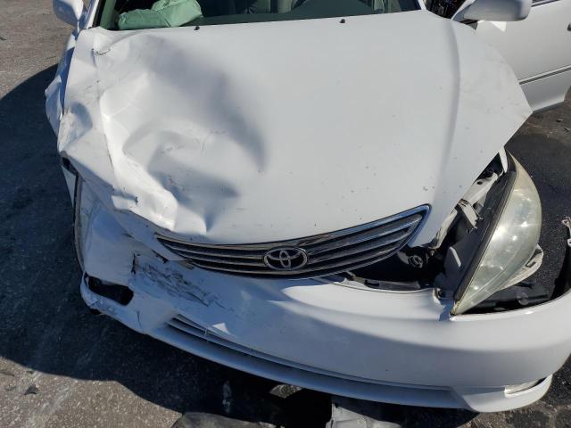 Photo 10 VIN: 4T1BF30K15U617400 - TOYOTA CAMRY 