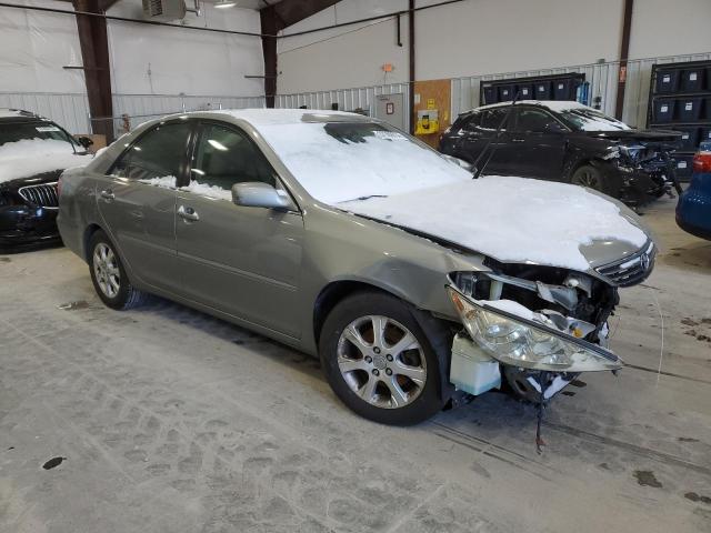 Photo 3 VIN: 4T1BF30K16U631296 - TOYOTA CAMRY 