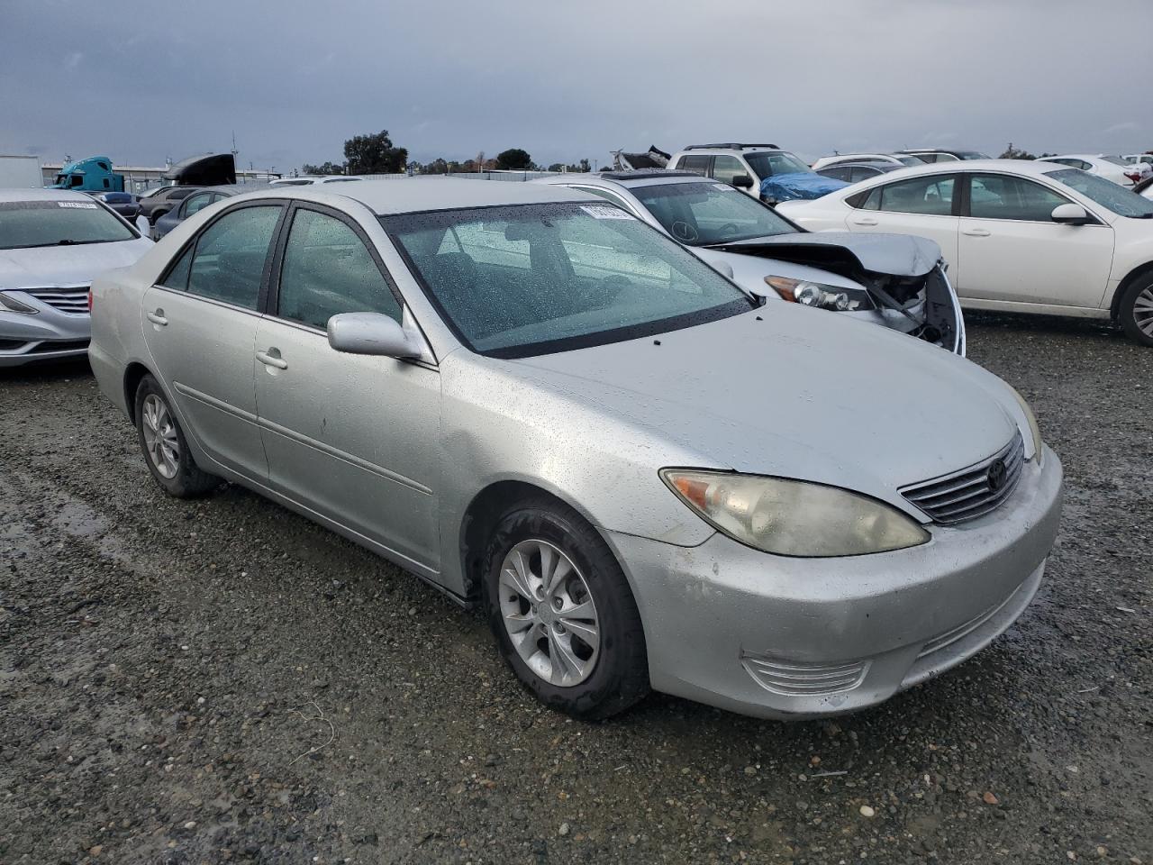 Photo 3 VIN: 4T1BF30K25U090080 - TOYOTA CAMRY 