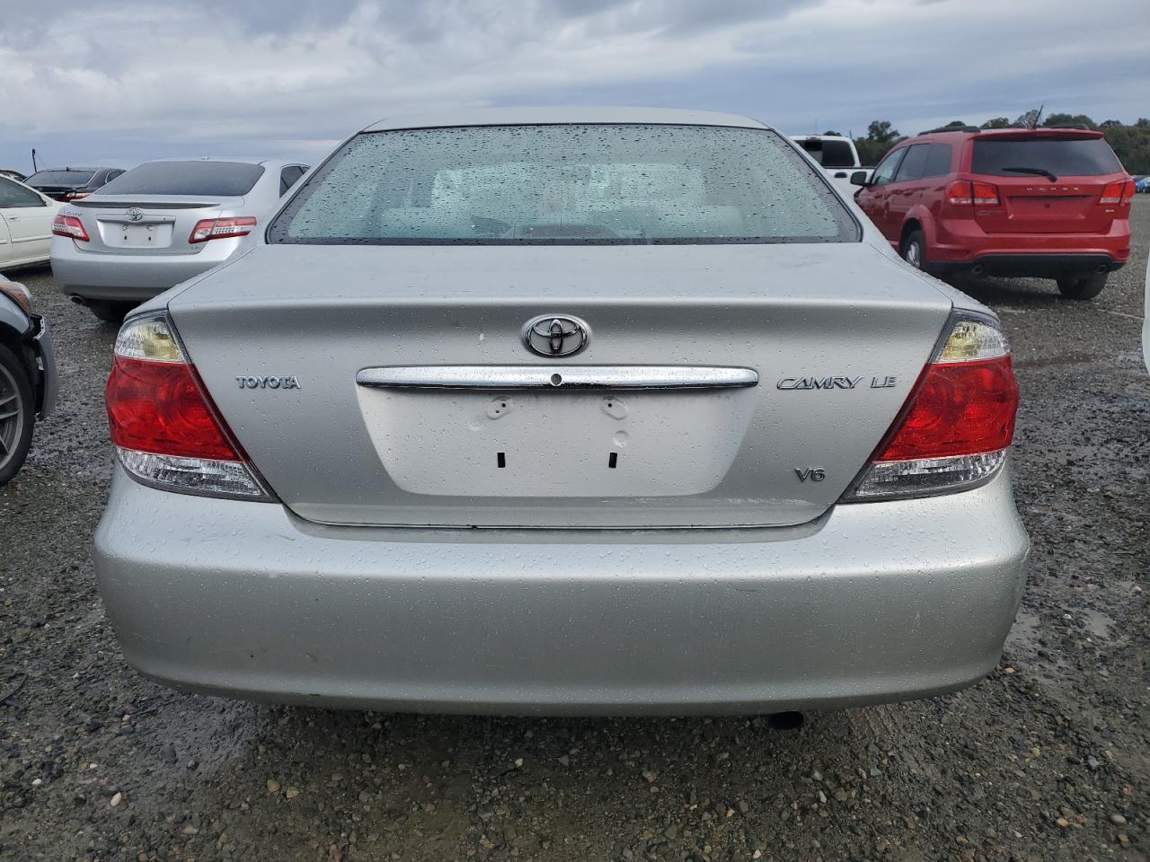 Photo 5 VIN: 4T1BF30K25U090080 - TOYOTA CAMRY 