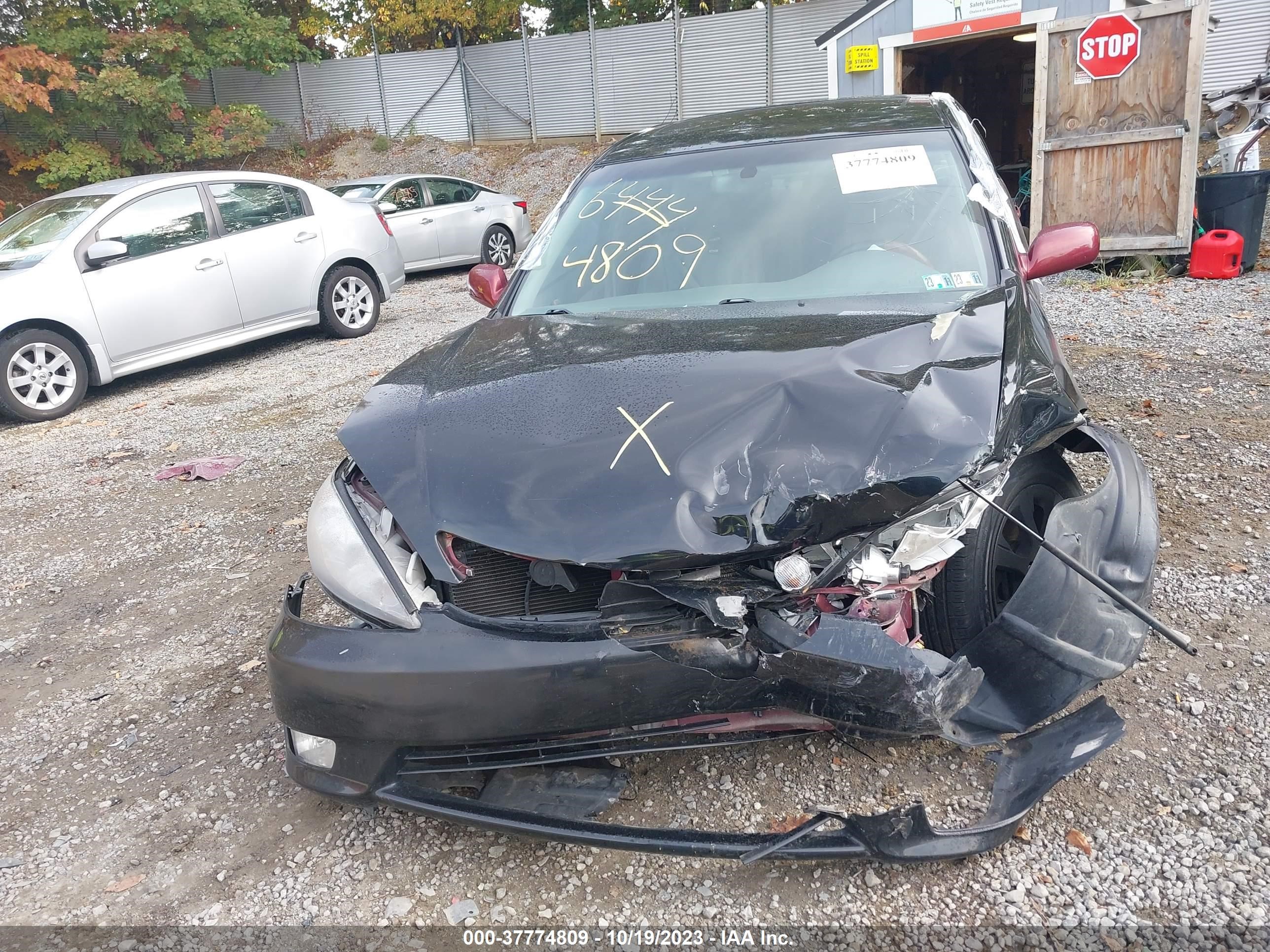 Photo 5 VIN: 4T1BF30K25U093500 - TOYOTA CAMRY 