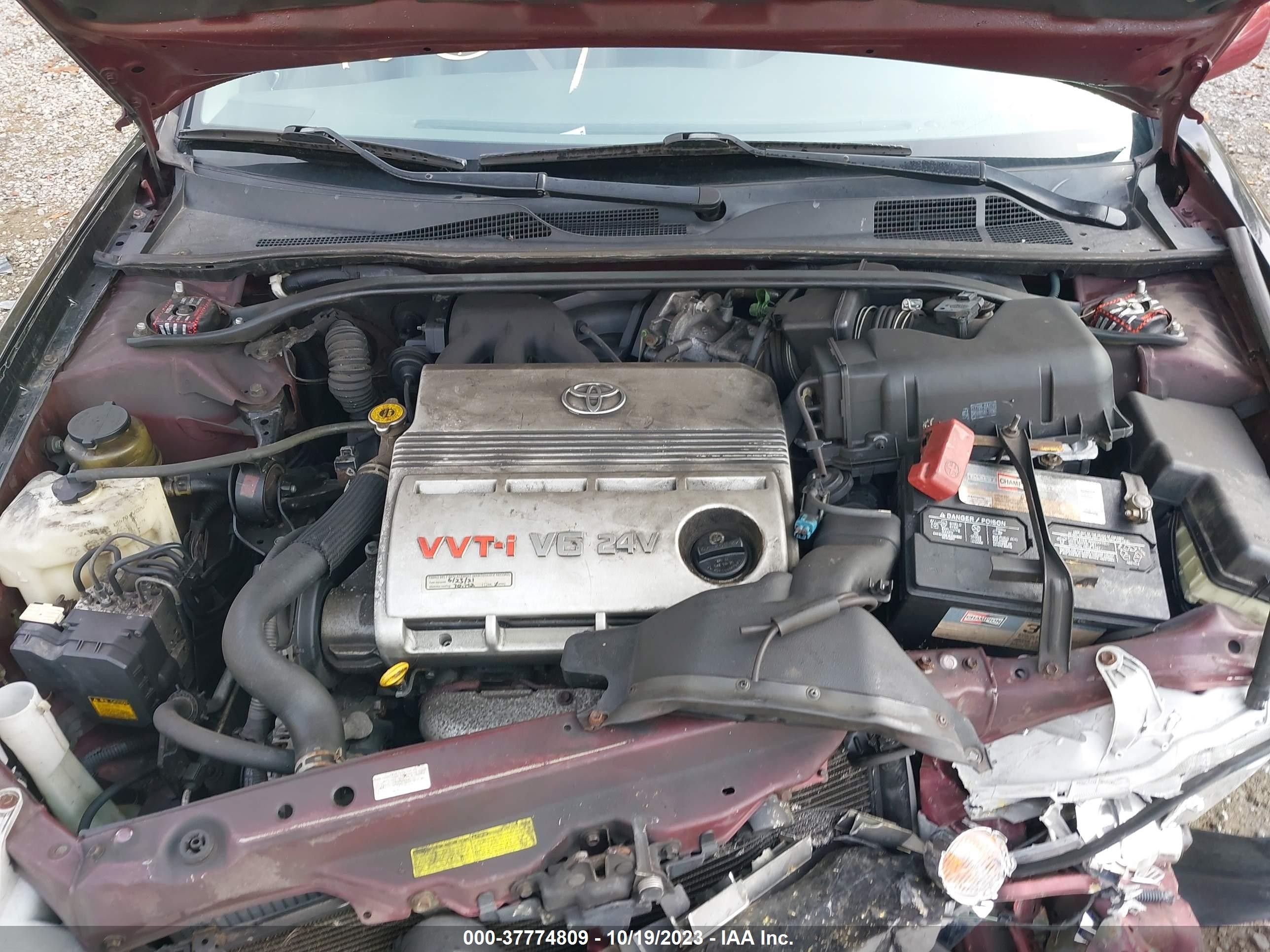 Photo 9 VIN: 4T1BF30K25U093500 - TOYOTA CAMRY 