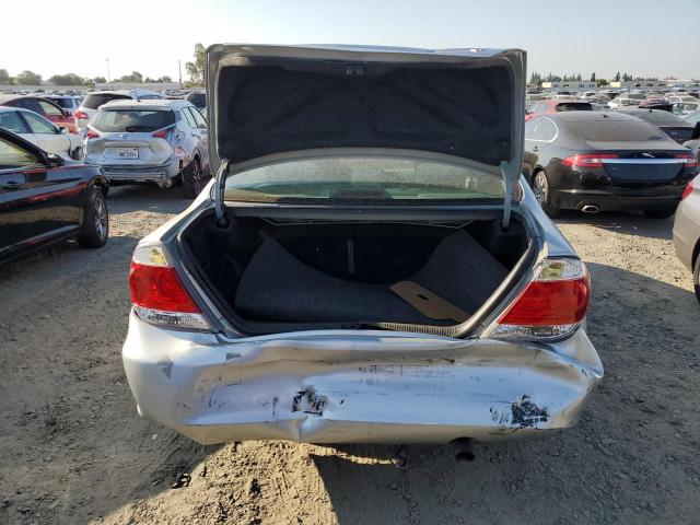 Photo 5 VIN: 4T1BF30K25U102888 - TOYOTA CAMRY LE 