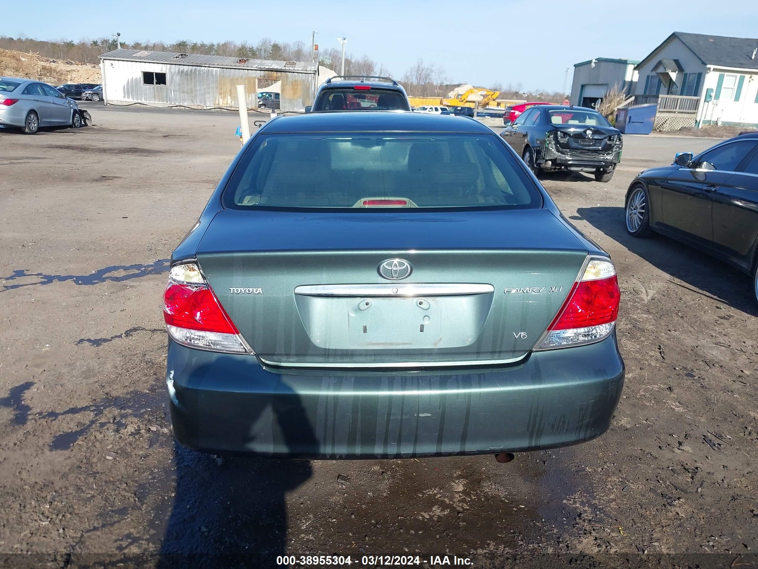 Photo 15 VIN: 4T1BF30K25U104978 - KIA OPTIMA 