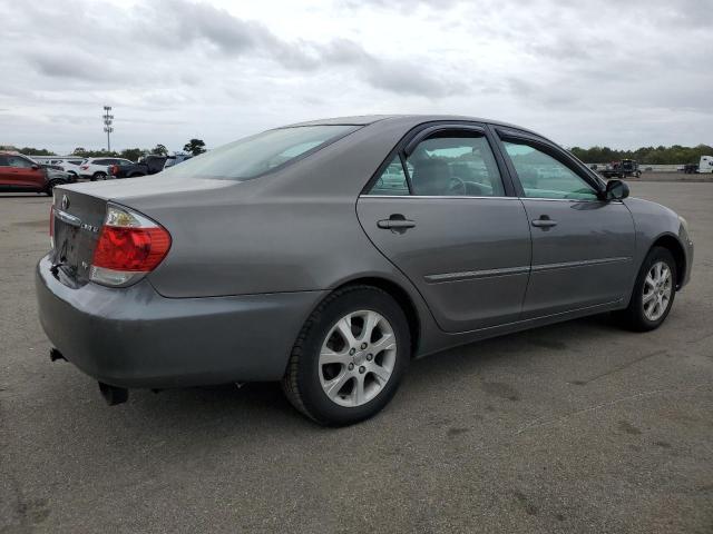 Photo 2 VIN: 4T1BF30K25U605322 - TOYOTA CAMRY LE 