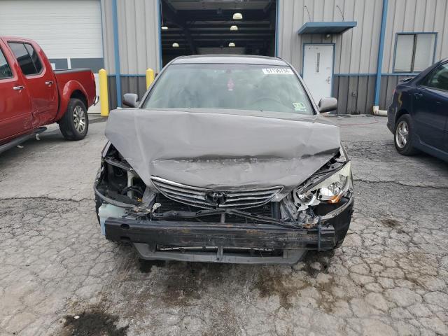 Photo 4 VIN: 4T1BF30K25U605580 - TOYOTA CAMRY LE 