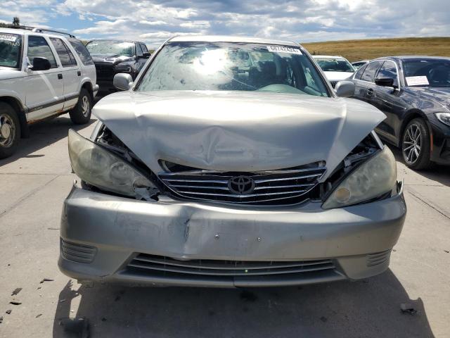 Photo 4 VIN: 4T1BF30K26U622770 - TOYOTA CAMRY LE 