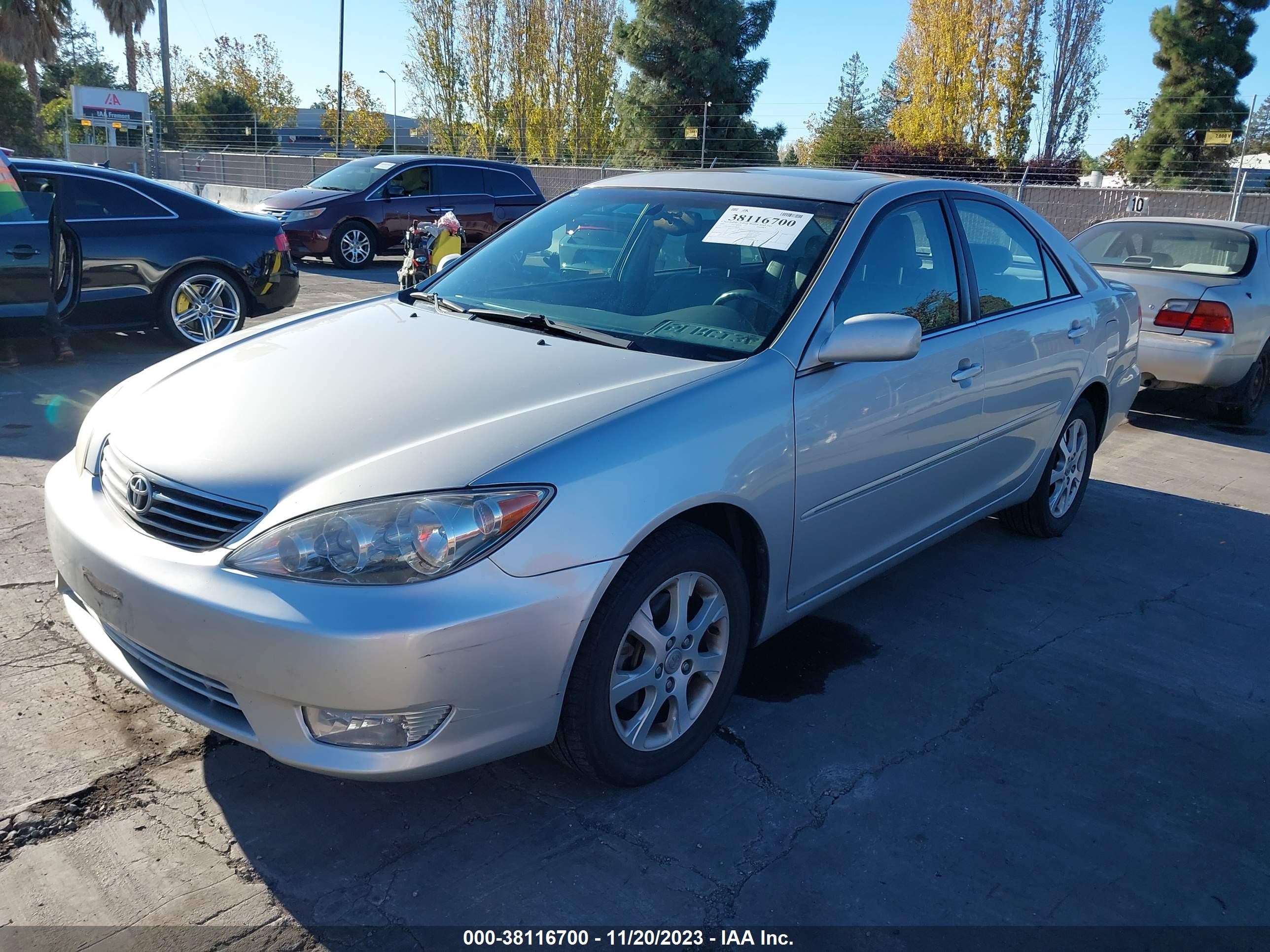 Photo 1 VIN: 4T1BF30K35U098303 - TOYOTA CAMRY 