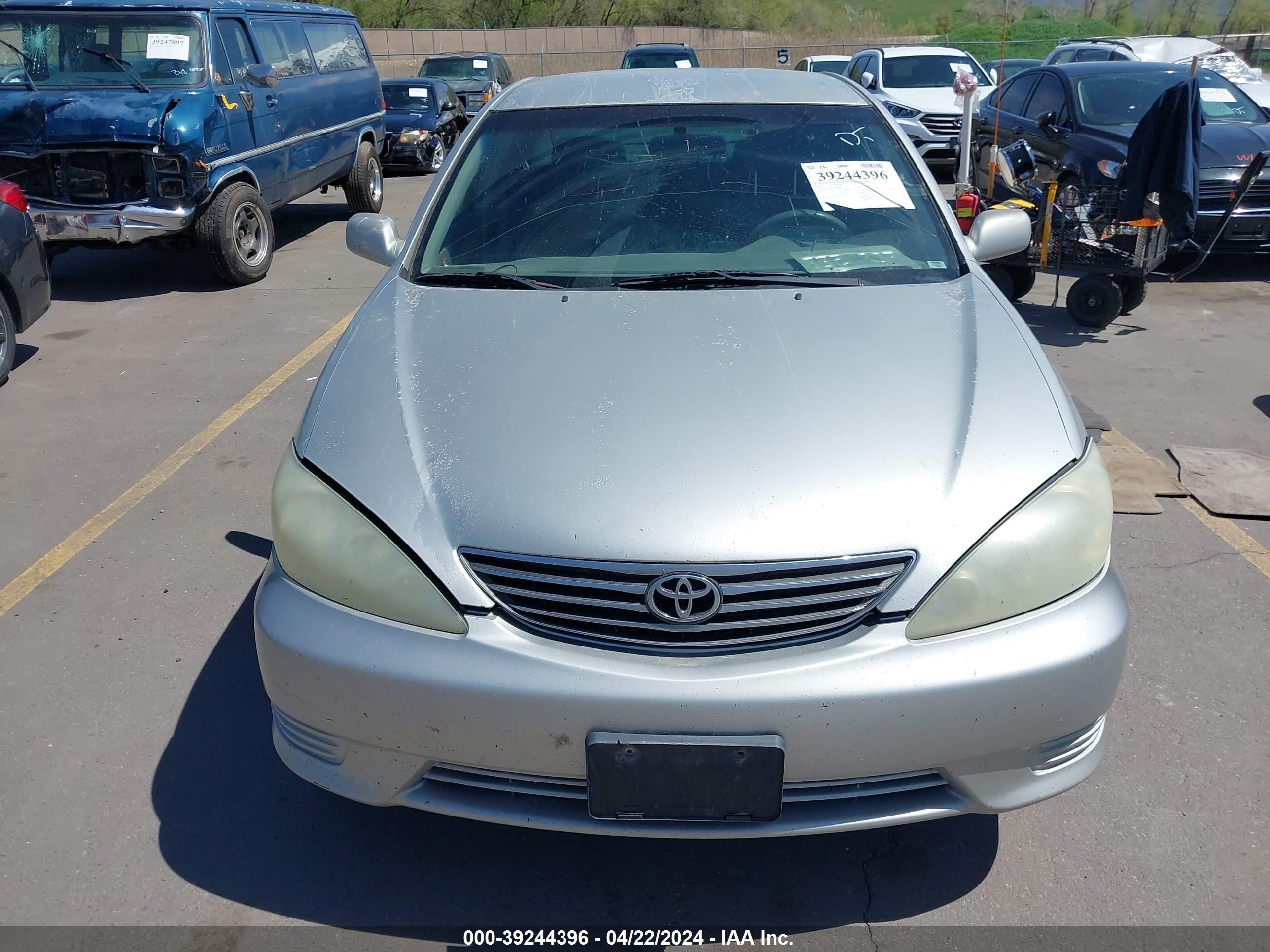 Photo 11 VIN: 4T1BF30K35U595268 - TOYOTA CAMRY 