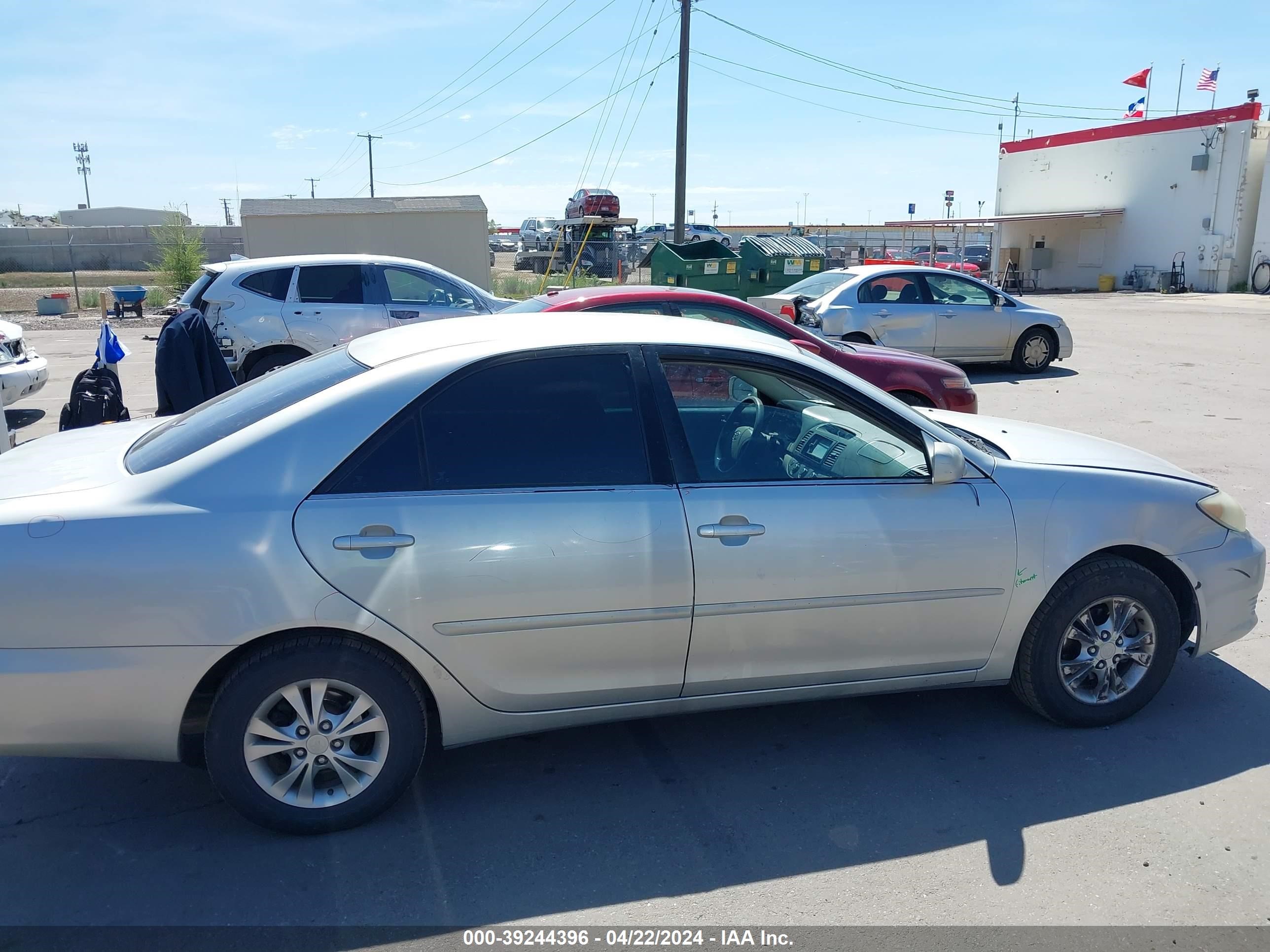 Photo 12 VIN: 4T1BF30K35U595268 - TOYOTA CAMRY 