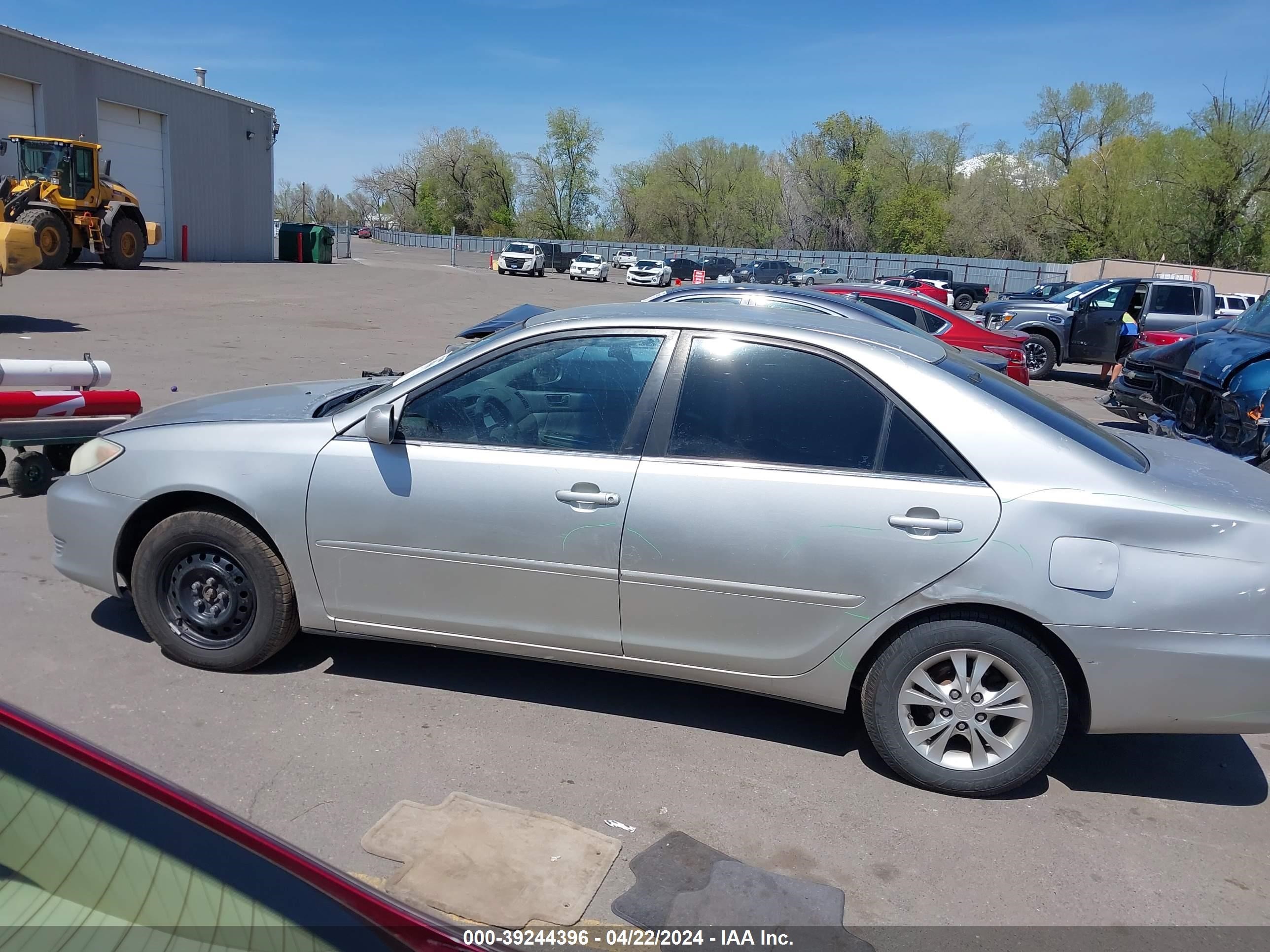 Photo 13 VIN: 4T1BF30K35U595268 - TOYOTA CAMRY 