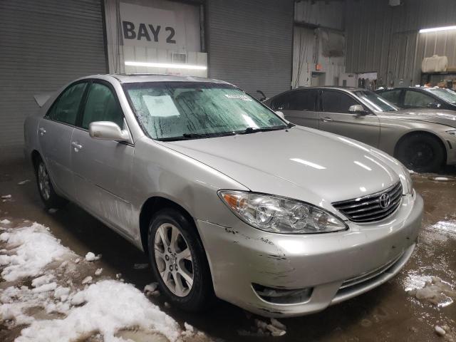 Photo 3 VIN: 4T1BF30K45U602406 - TOYOTA CAMRY LE 