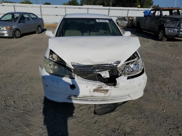 Photo 4 VIN: 4T1BF30K46U624469 - TOYOTA CAMRY LE 