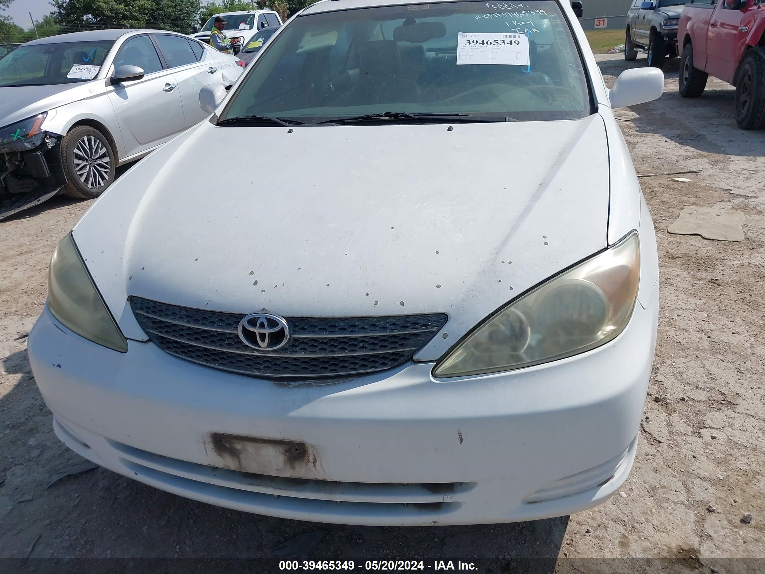 Photo 5 VIN: 4T1BF30K52U501287 - TOYOTA CAMRY 