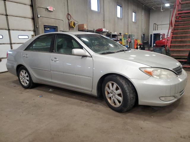 Photo 3 VIN: 4T1BF30K54U081534 - TOYOTA CAMRY LE 