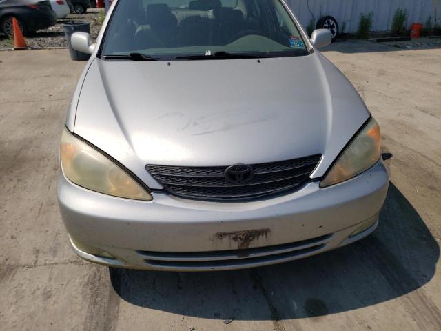 Photo 4 VIN: 4T1BF30K54U571455 - TOYOTA CAMRY LE 