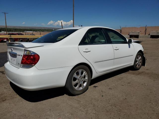 Photo 2 VIN: 4T1BF30K56U627154 - TOYOTA CAMRY LE 