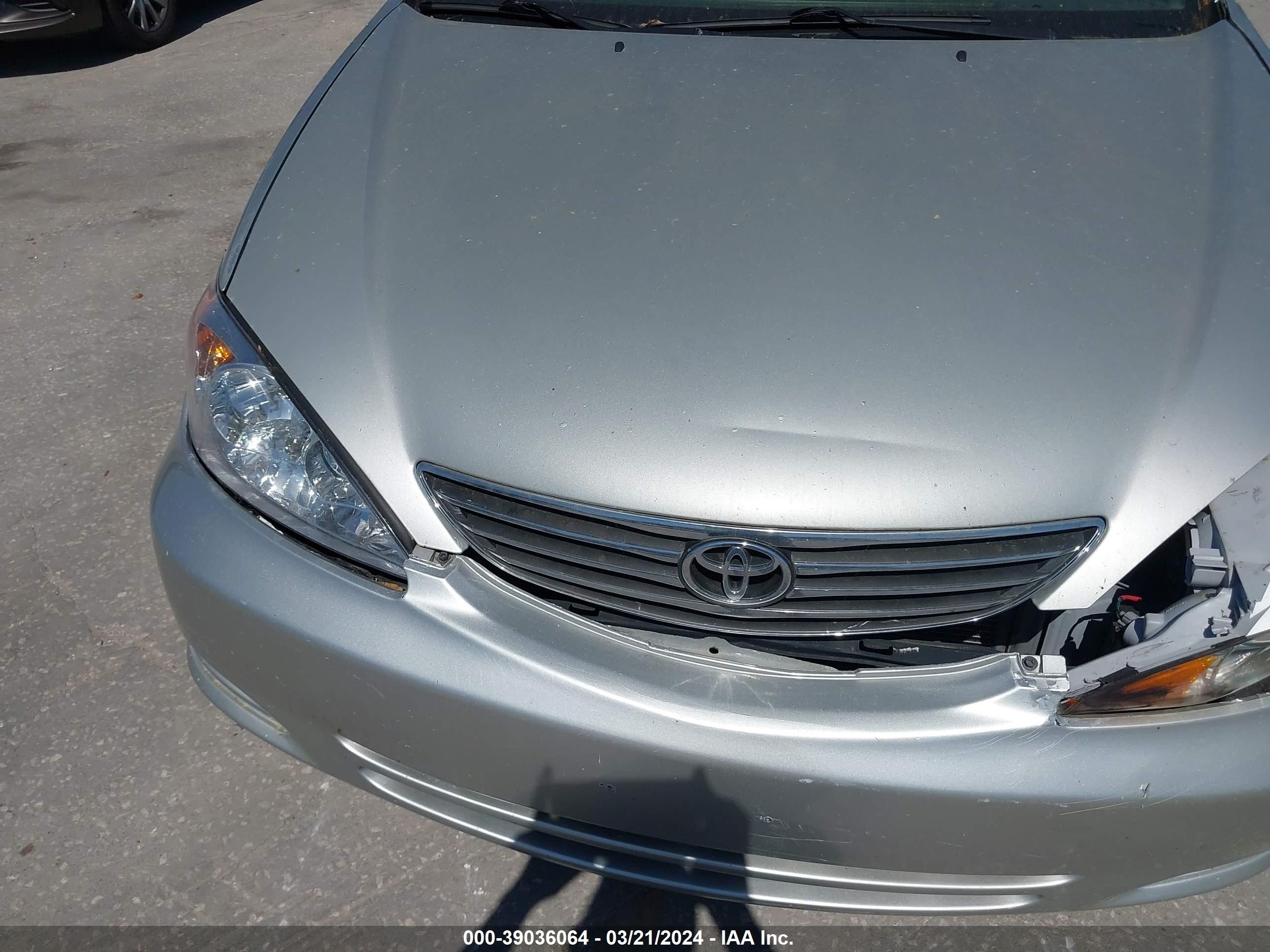 Photo 15 VIN: 4T1BF30K63U565534 - TOYOTA CAMRY 