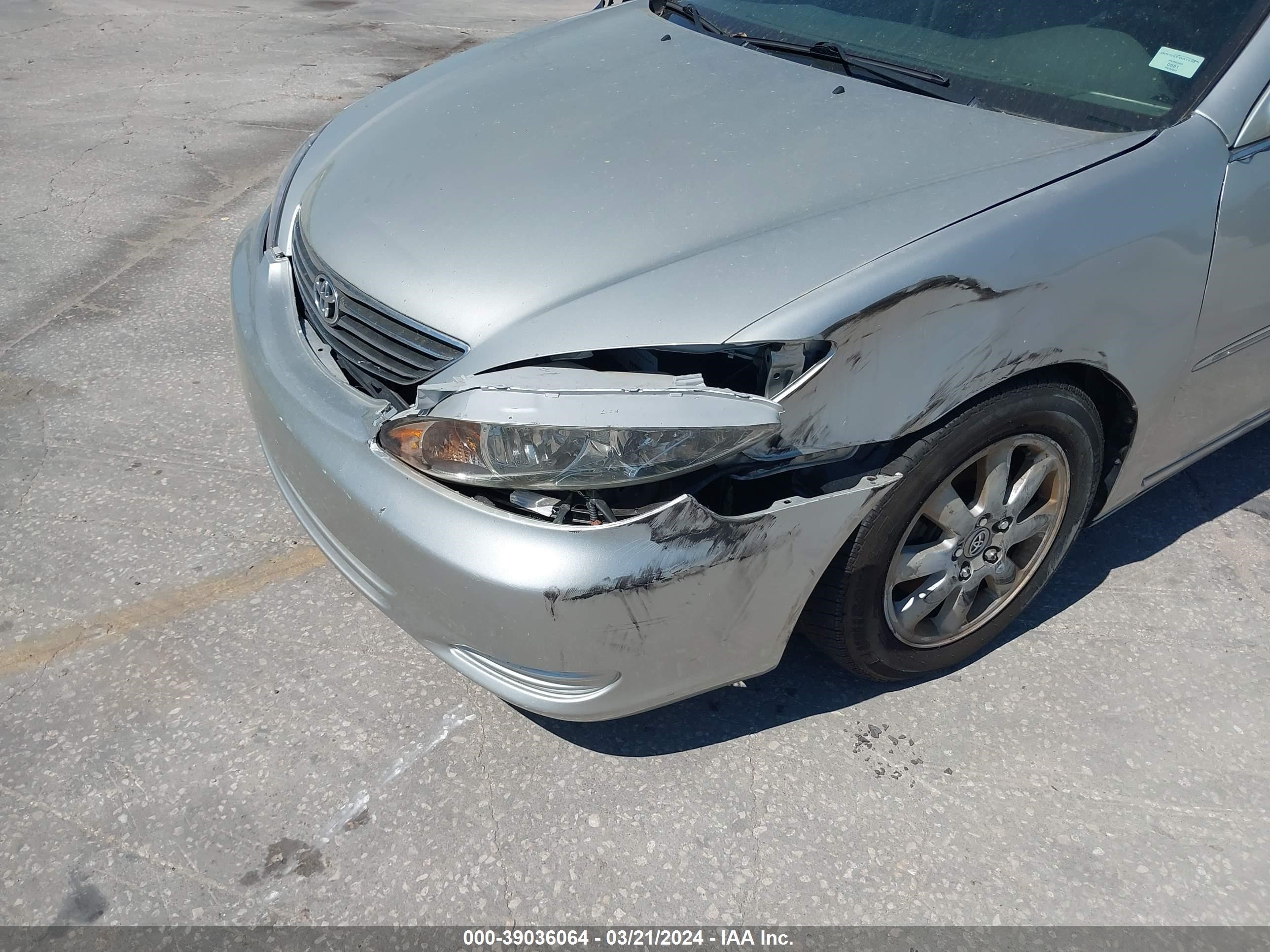 Photo 5 VIN: 4T1BF30K63U565534 - TOYOTA CAMRY 