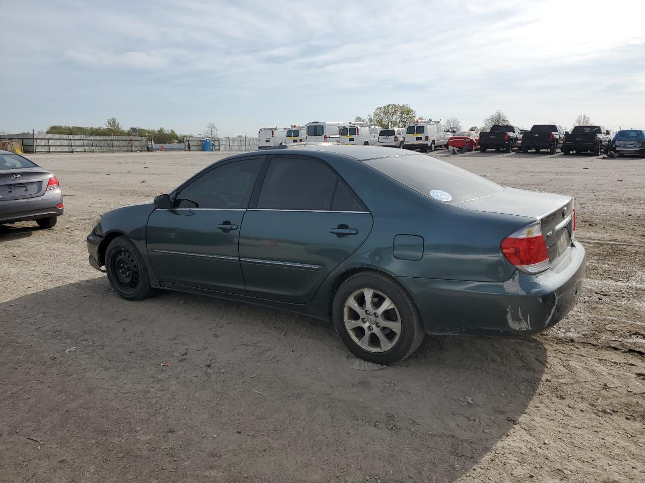 Photo 1 VIN: 4T1BF30K65U103297 - TOYOTA CAMRY 