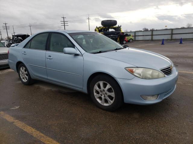 Photo 3 VIN: 4T1BF30K65U592977 - TOYOTA CAMRY 