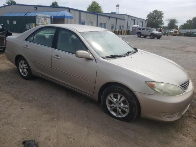 Photo 3 VIN: 4T1BF30K65U607462 - TOYOTA CAMRY LE 