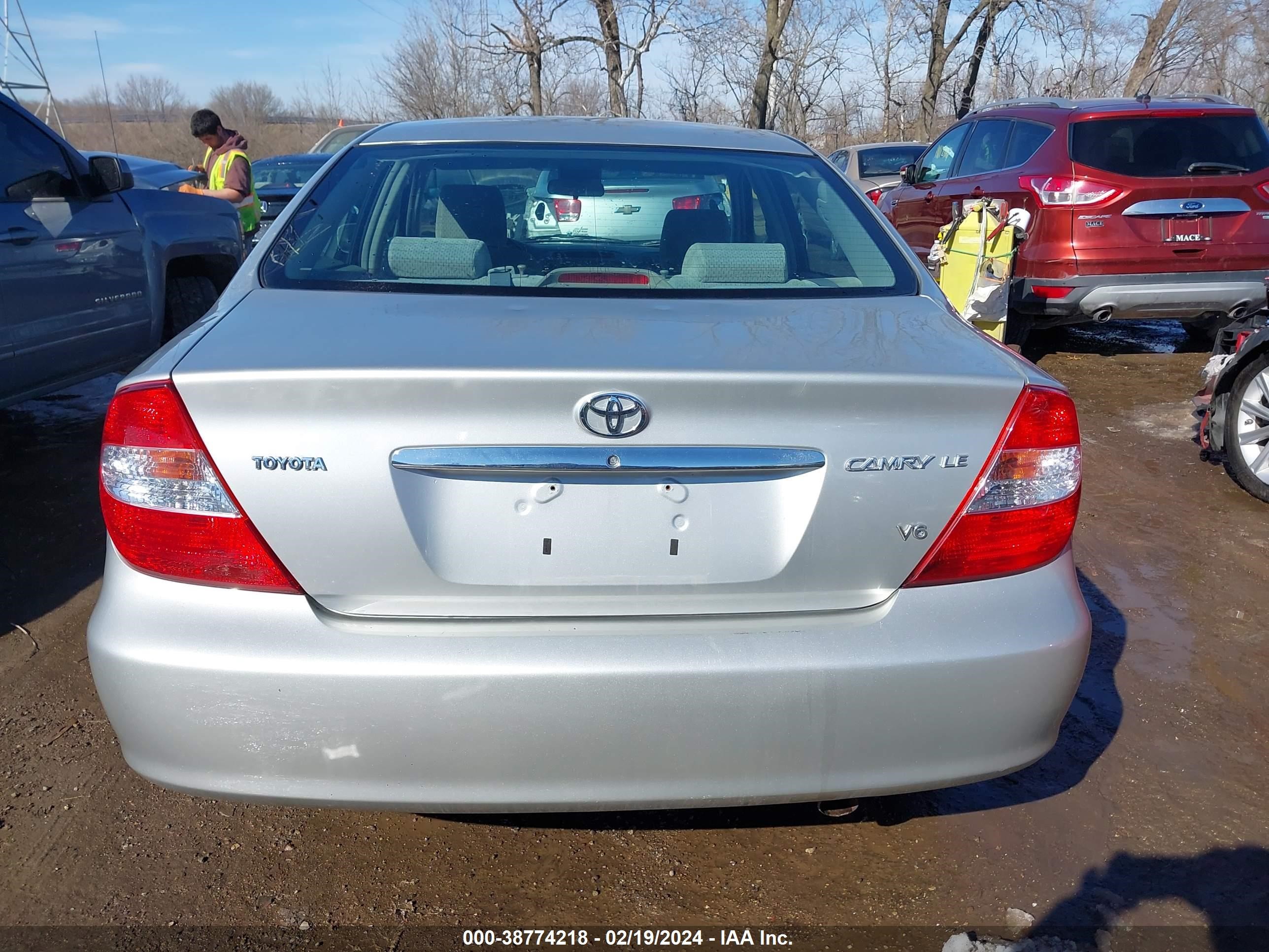 Photo 15 VIN: 4T1BF30K73U542635 - TOYOTA CAMRY 