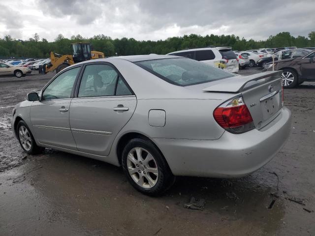 Photo 1 VIN: 4T1BF30K75U093329 - TOYOTA CAMRY 