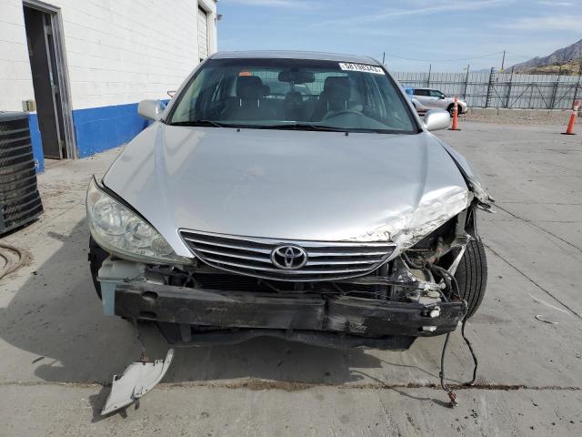 Photo 4 VIN: 4T1BF30K75U102675 - TOYOTA CAMRY 