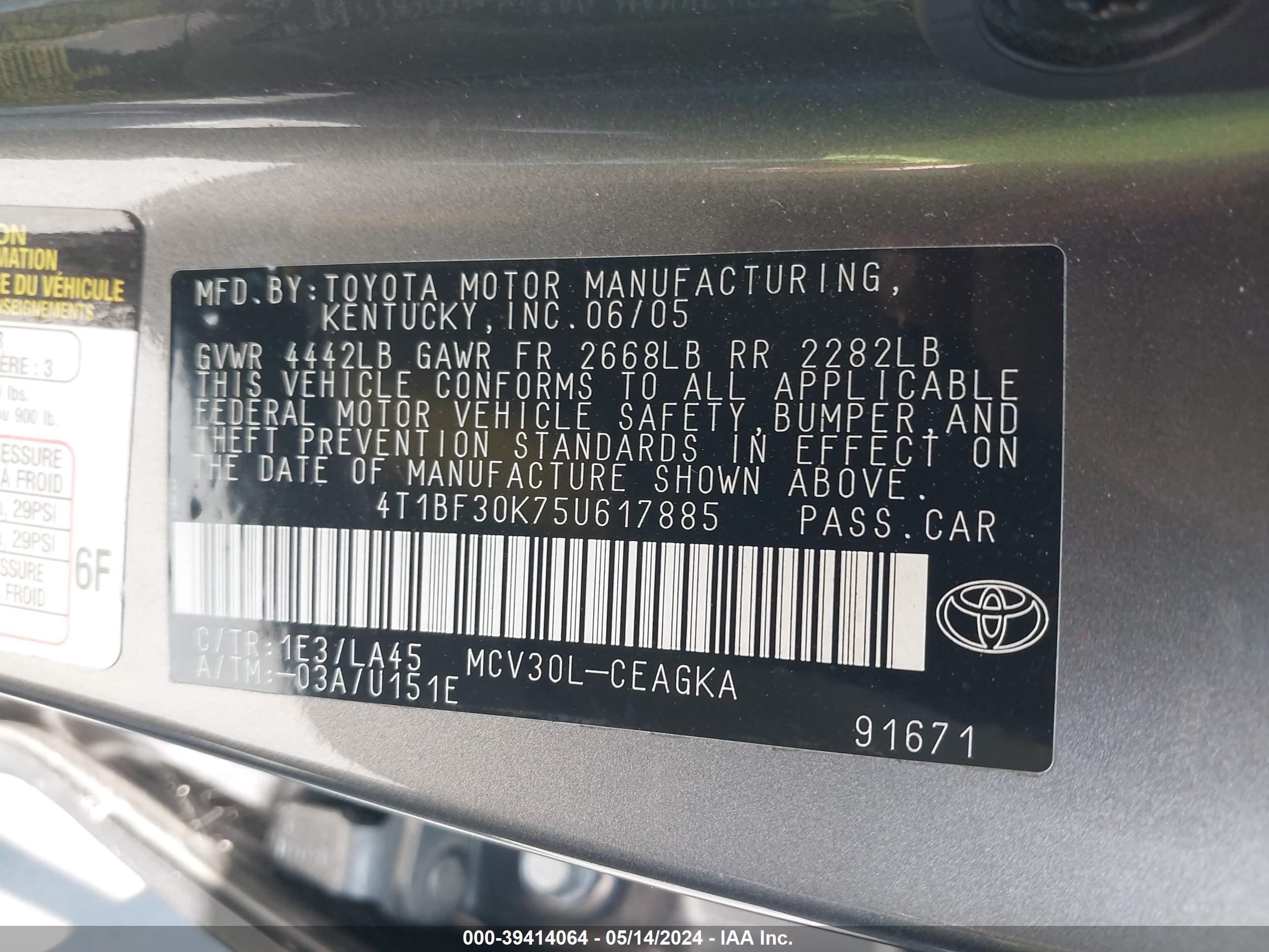 Photo 8 VIN: 4T1BF30K75U617885 - TOYOTA CAMRY 