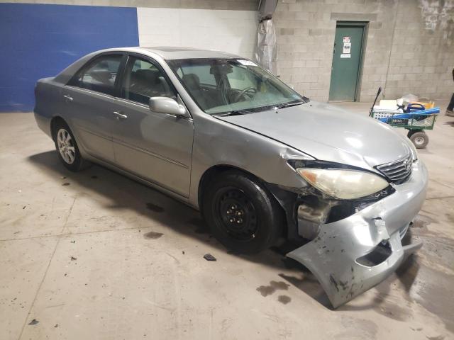 Photo 3 VIN: 4T1BF30K76U626295 - TOYOTA CAMRY LE 