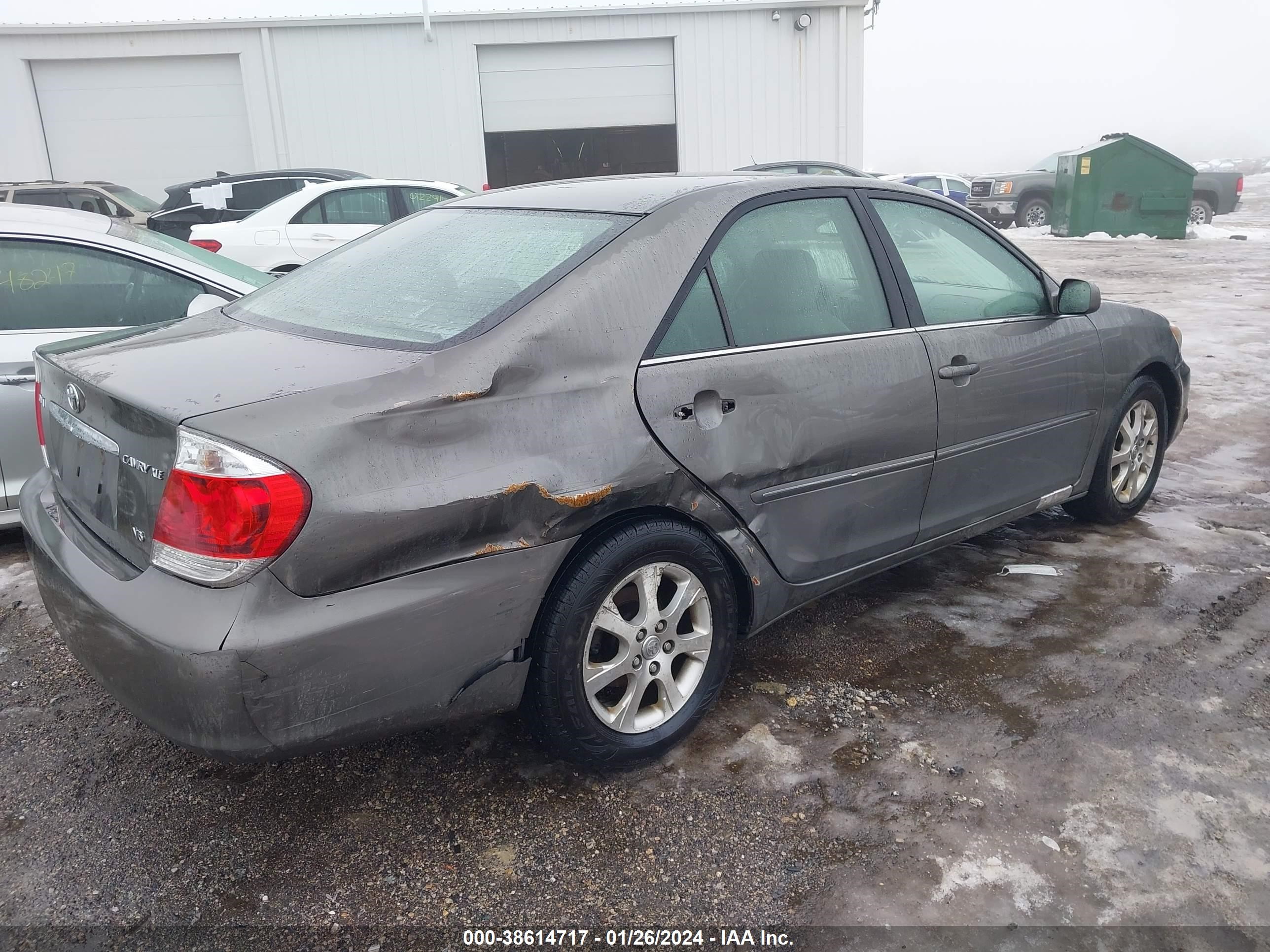 Photo 3 VIN: 4T1BF30K76U633716 - TOYOTA CAMRY 