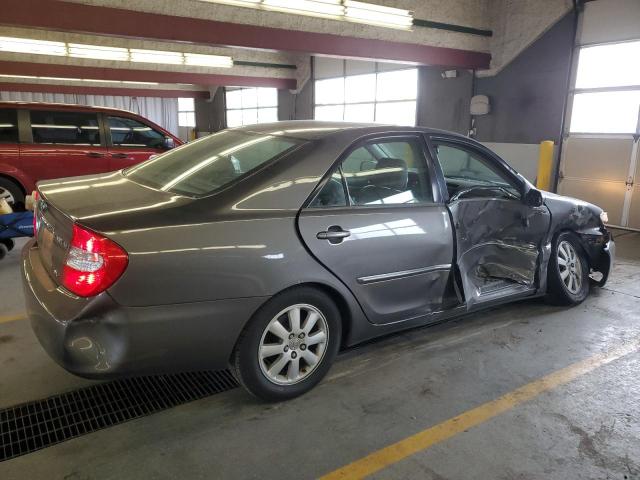 Photo 2 VIN: 4T1BF30K82U535823 - TOYOTA CAMRY LE 