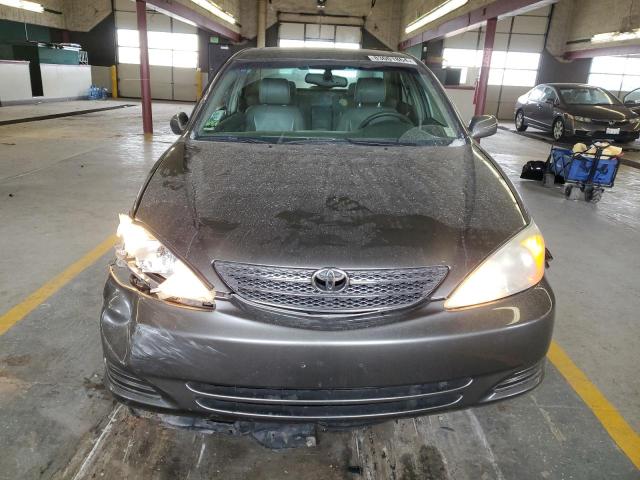 Photo 4 VIN: 4T1BF30K82U535823 - TOYOTA CAMRY LE 