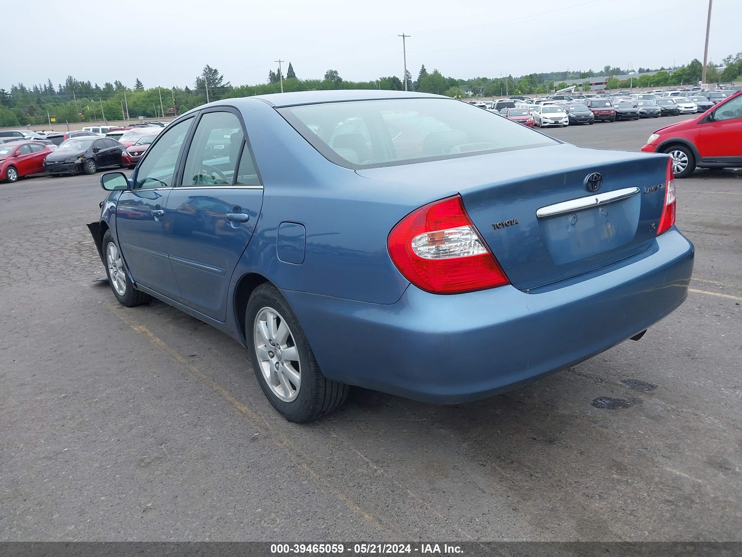 Photo 2 VIN: 4T1BF30K84U588394 - TOYOTA CAMRY 