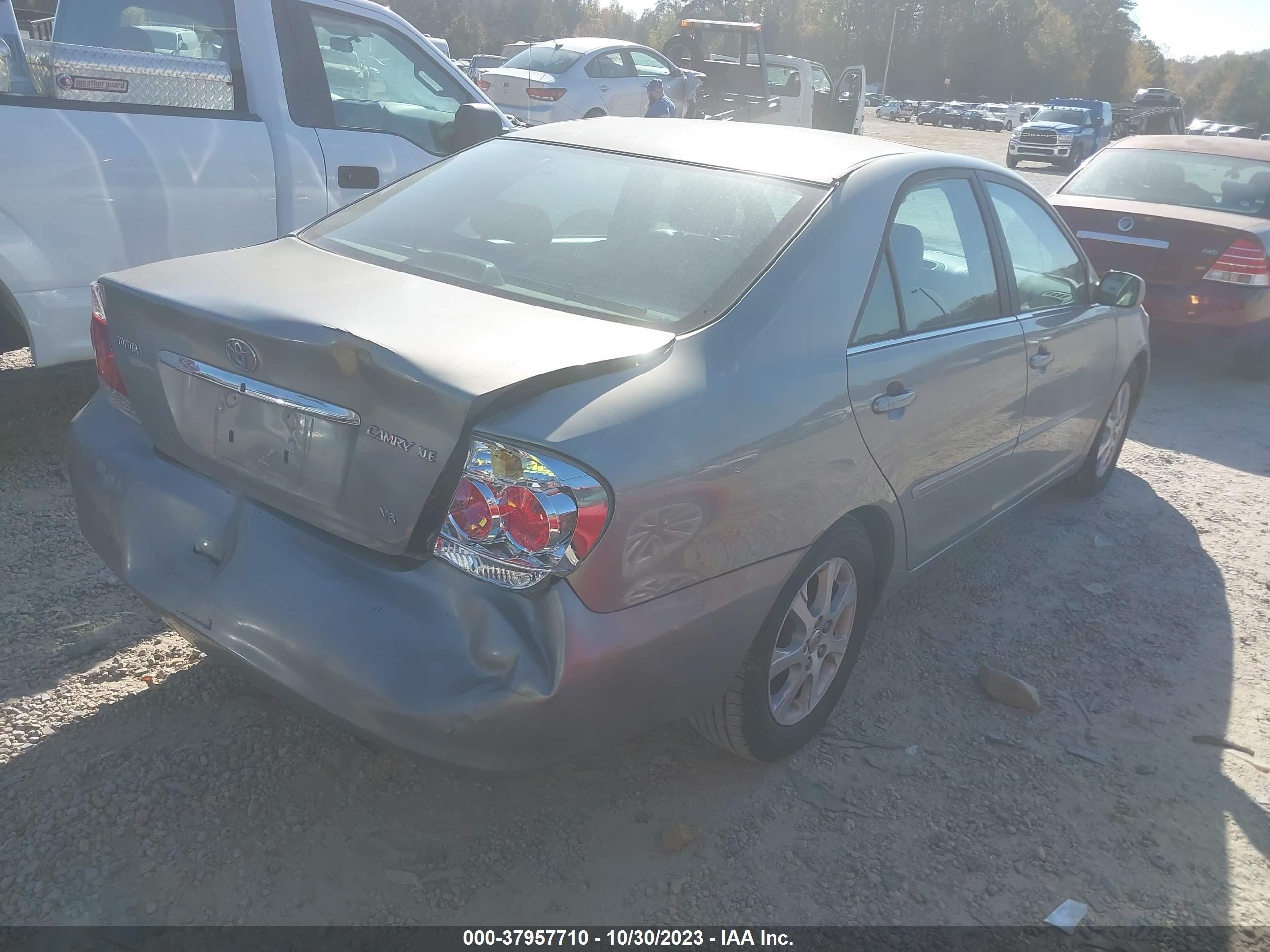 Photo 3 VIN: 4T1BF30K86U629836 - TOYOTA CAMRY 